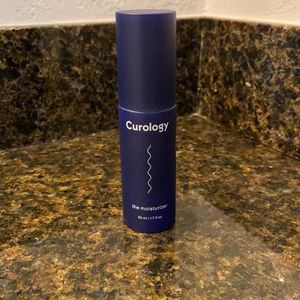 Curology moisturizer